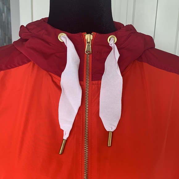 Old Navy Cropped Pull Over Jacket - Picture 4 of 10